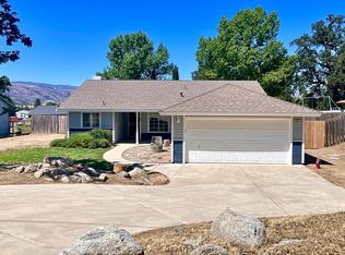 28121 Preakness Dr, Tehachapi, CA 93561