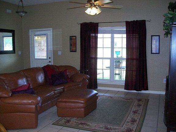5th image of 351 Ashwood Bnd