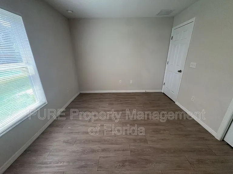 15057 SW 21st Ter — Photo 43