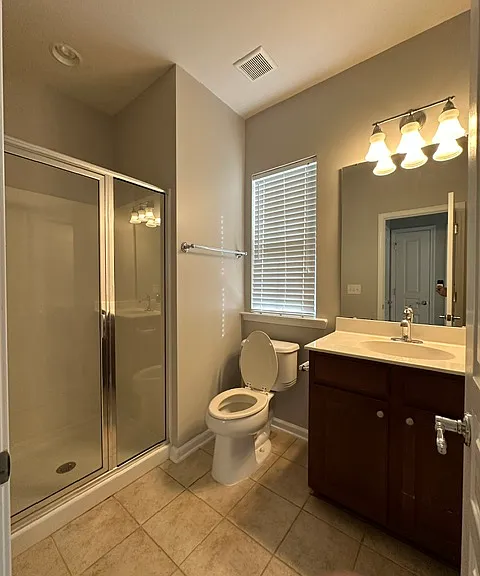 702 Unison Ct — Photo 9