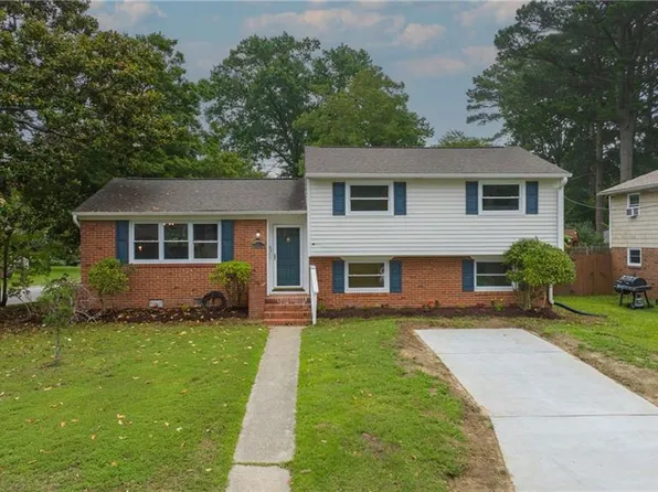8372 Woody Dr, Norfolk, VA 23518