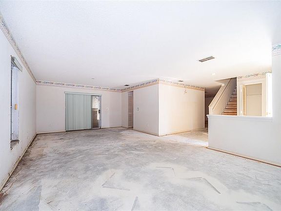 3rd image of 343 Blue Bayou Dr