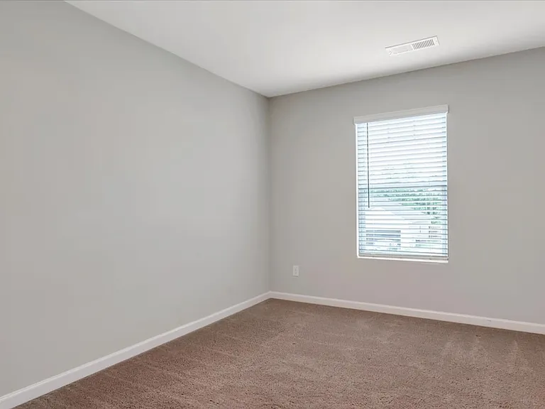 1127 Sims Dr — Photo 29