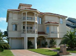931 Long Reach Dr, Galveston, TX 77554
