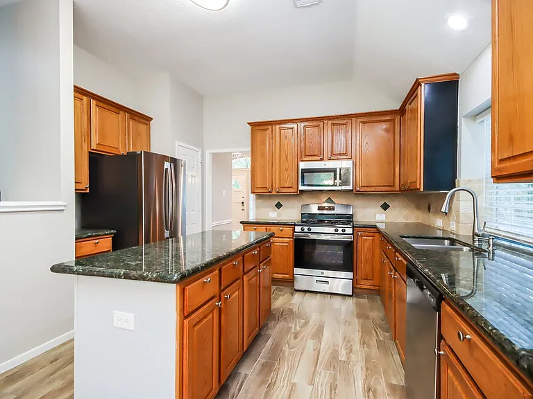 1414 Summer Rain Dr — Photo 8