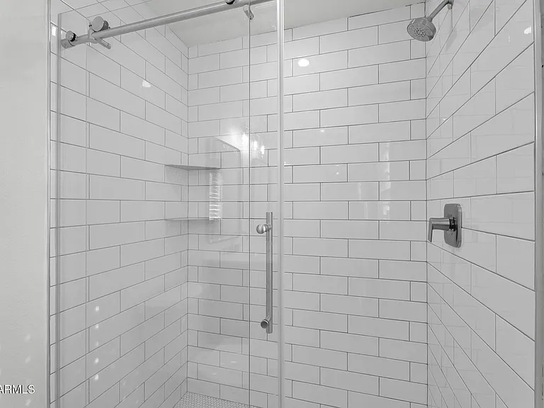 2542 W Nopal Ave — Photo 29
