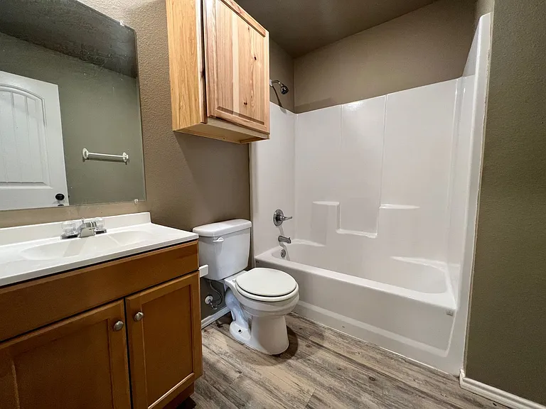 715 E Tulane St #2 — Photo 7
