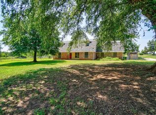 33505 Lake Rd, Shawnee, OK 74801