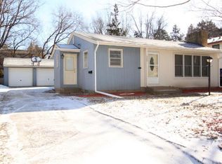 225 8th Ave SW, Faribault, MN 55021