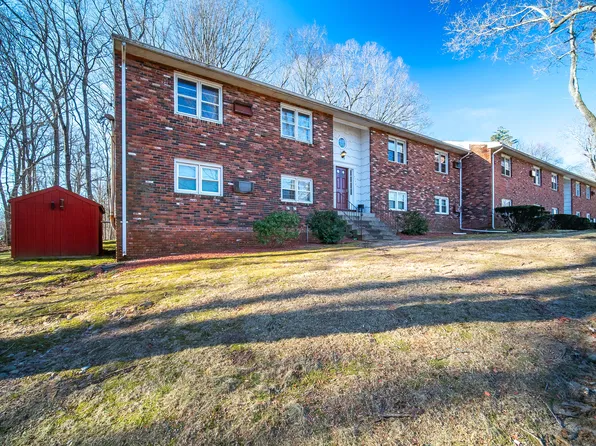 1117 Waterbury Road APT 1A, Cheshire, CT 06410