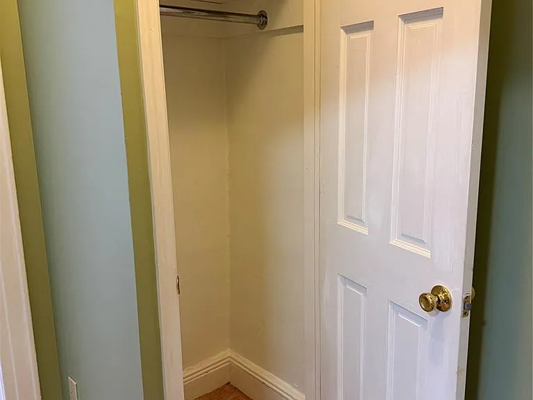 322 Jericho Tpke #2 — Photo 3