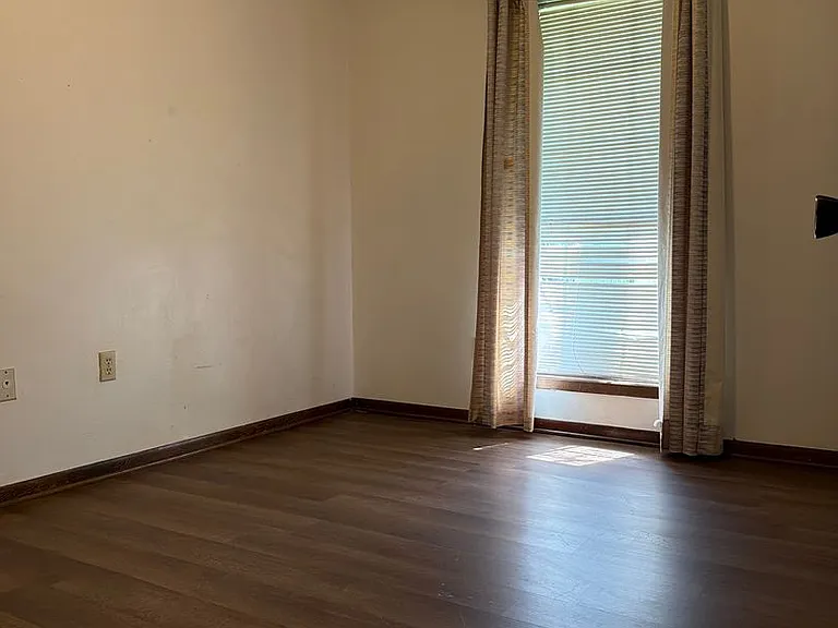 16 Willow Dr — Photo 7