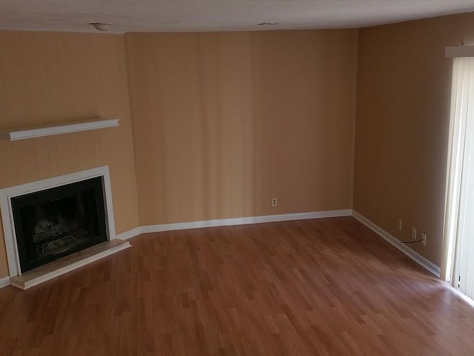 2nd image of 9109 Woodpark Ln APT B