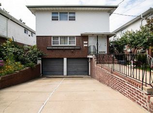 14918 81st St, Howard Beach, NY 11414