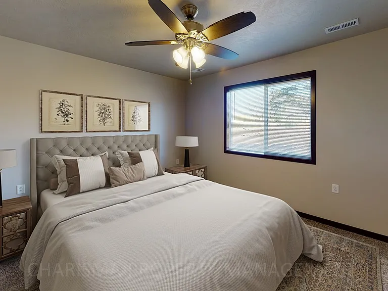 Vernon Drive Townhomes — Photo 16