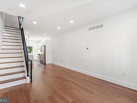 3rd image of 2021 N 4th St