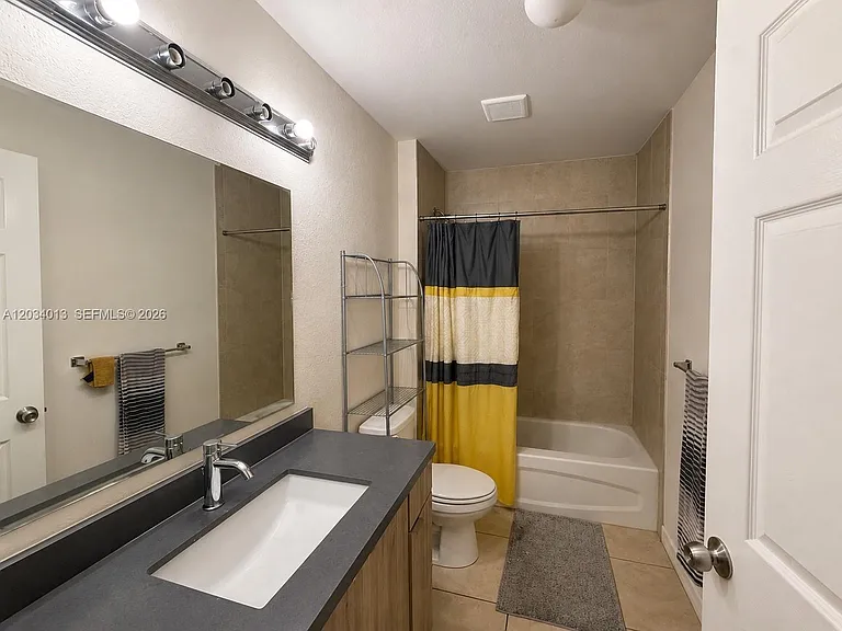 3874 SW 48th Ave #3874 — Photo 7