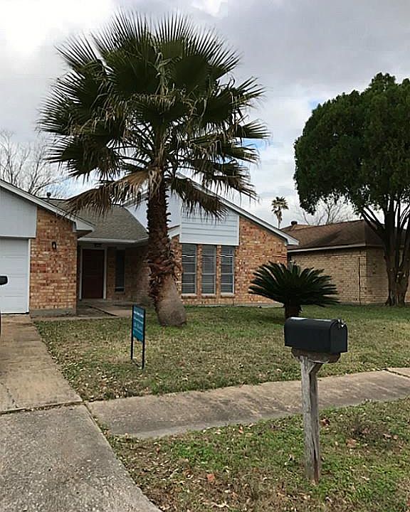 1st image of 4022 Lufborough Dr