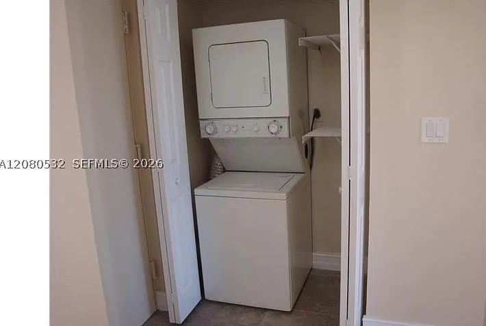 1 bed, 1.0 bath, 710 sqft, $1,795 — Photo 4