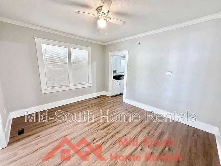 793 Inez St — Photo 8