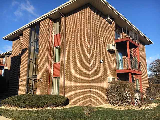 1st image of 15810 Terrace Dr Unit 3W