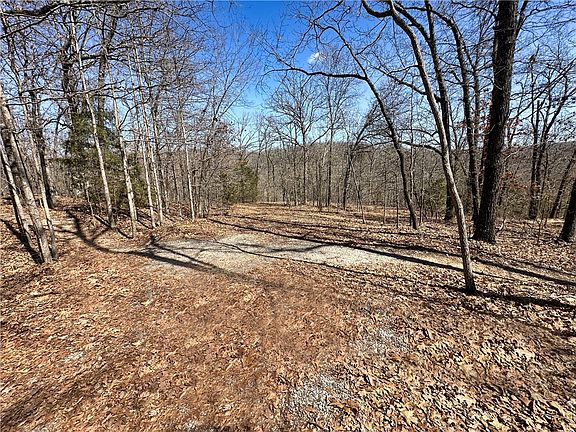 2nd image of Skipton Ln #6