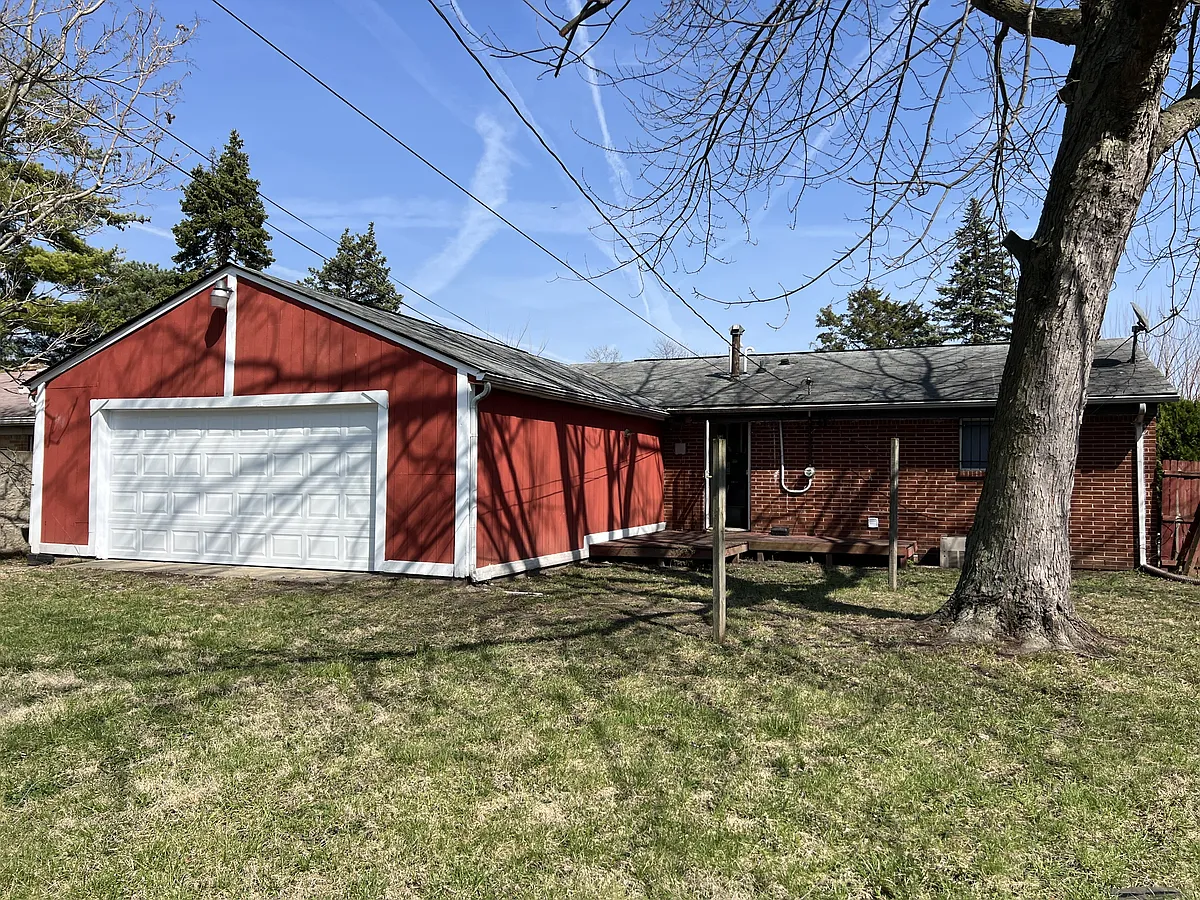 Building Photo - 2616 N Caroline Ave
