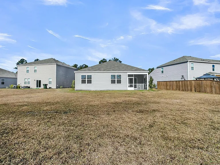 229 Grand View Xing — Photo 37