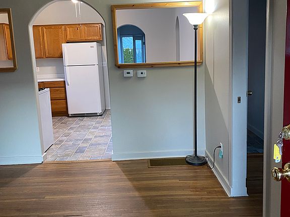 living room to kitchen/ dining