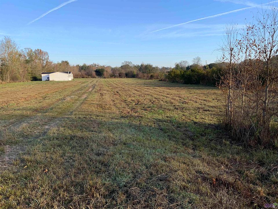 2nd image of 9987 Greenwell Springs Port Hudson Rd