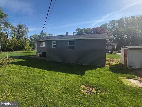 4th image of 3326 Southgreen Rd