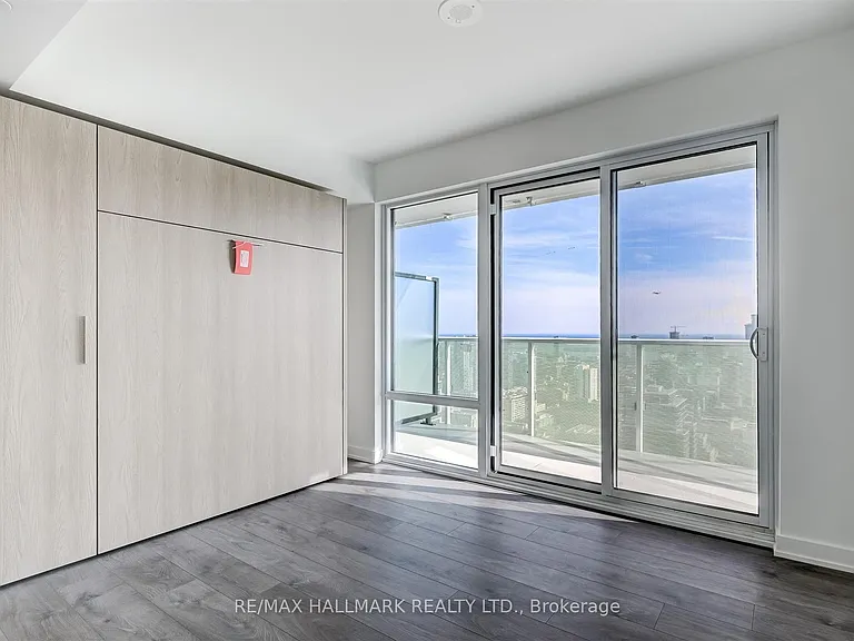 501 Yonge St #5212 — Photo 19