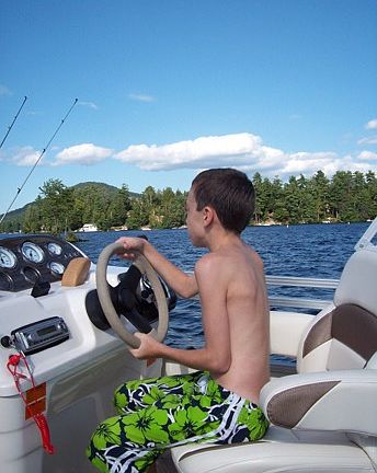 Boating on Loon Lake!