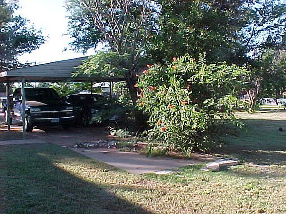 2nd image of 1201 Avenue L NW