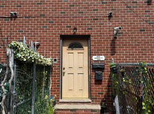 5819 College Point Blvd, Flushing, NY 11355