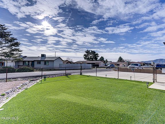 4th image of 3500 N Greg Dr