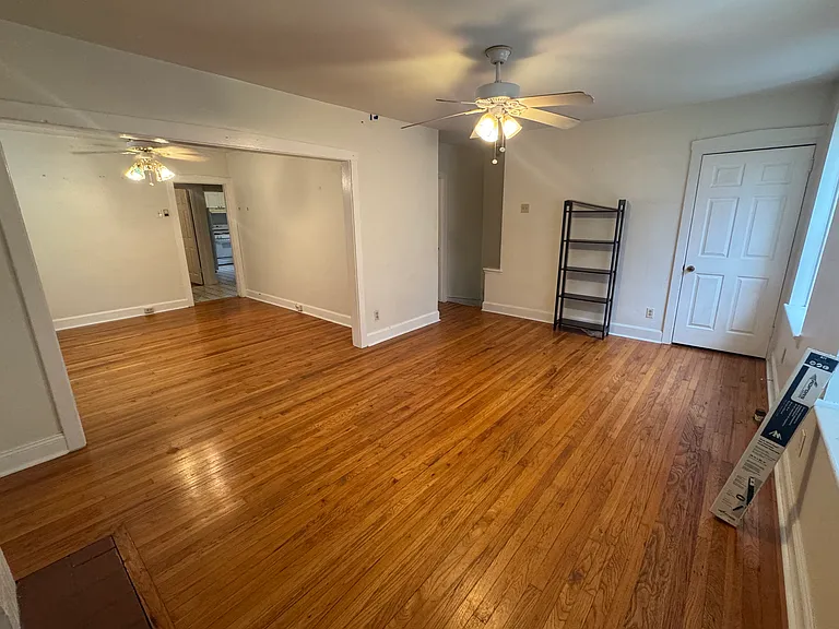5227 Sutherland Ave #1 — Photo 2