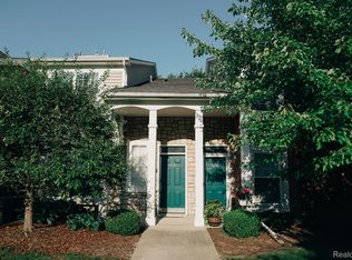 44840 Marigold Dr, Sterling Heights, MI 48314