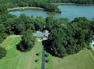 1269 Steamboat Ln, Heathsville, VA