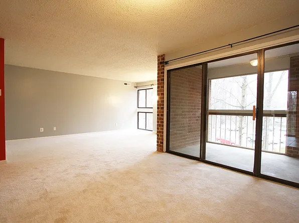 1520 Moorings Dr, Reston, VA 20190