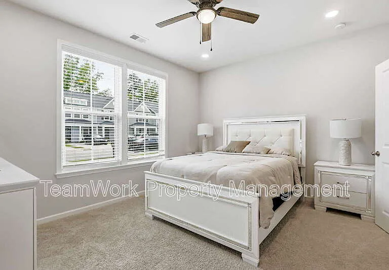 506 Green Fern Dr — Photo 28
