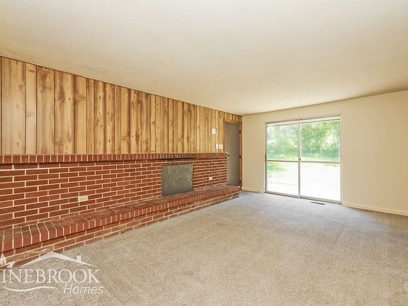 3rd image of 6414 Larcomb Dr