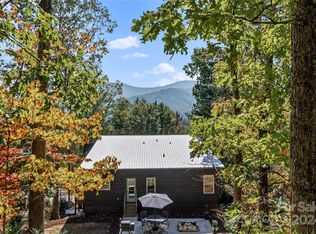 210 Pine Hill Dr, Swannanoa, NC 28778