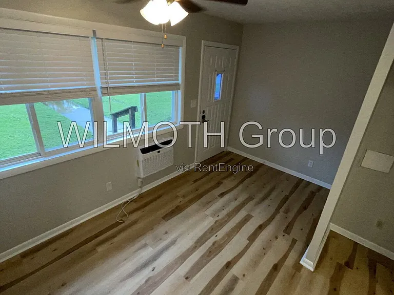 959 W McKay Rd — Photo 3