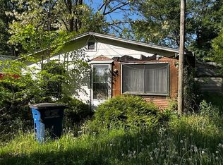 8441 E Lake Shore Dr, New Carlisle, IN 46552