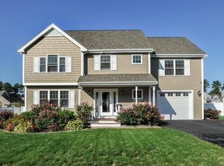27 Saw Mill Ln, Rockland, MA 02370