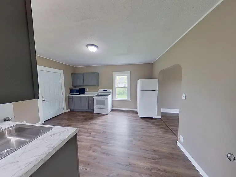 230 Almyra Ave #UP — Photo 18
