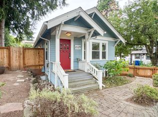 2129 N 90th St, Seattle, WA 98103