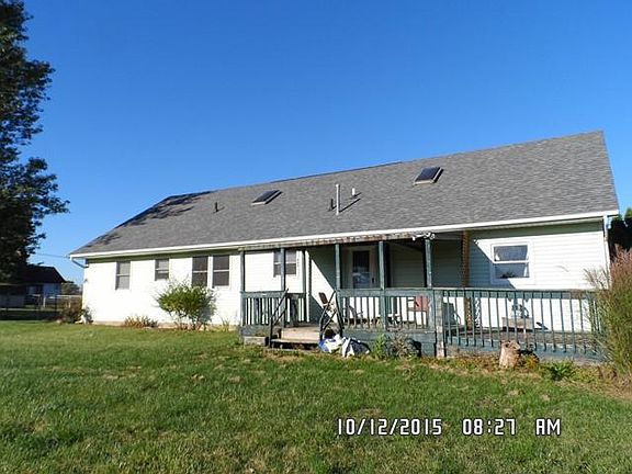 3rd image of 47 Marianna Dr