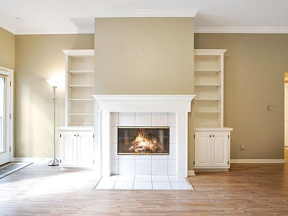 4th image of 2145 Pink Flamingo Ln